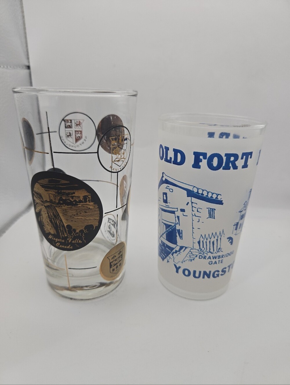 Vintage Canada & Old Fort Niagara Souvenir Glasses Set MCM Barware Travel Cups